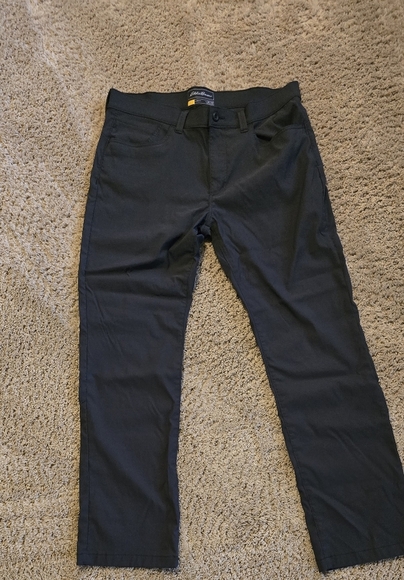 Eddie Bauer Black Straight Jeans Classic Design - Picture 3 of 3